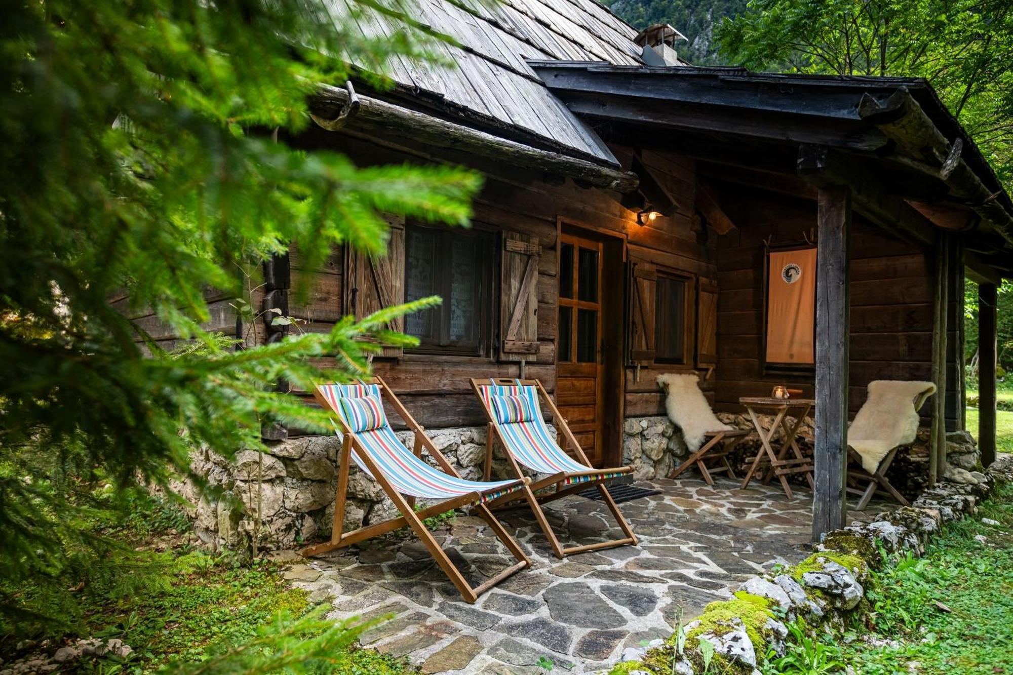 Pristava Lepena Village ภายนอก รูปภาพ